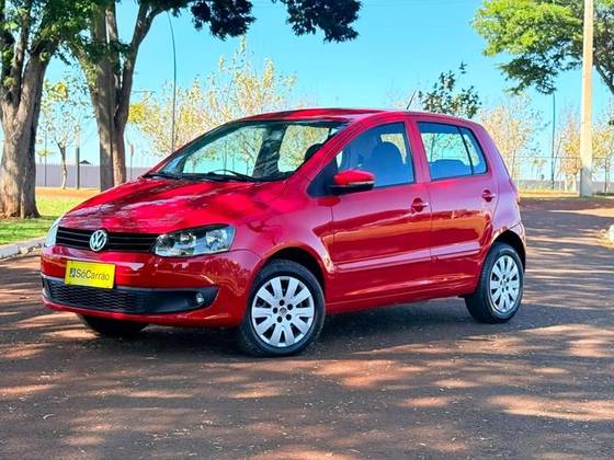 VOLKSWAGEN FOX 1.6 MI 8V FLEX 4P MANUAL VOLKSWAGEN FOX 1.6 MI 8V FLEX 4P MANUAL